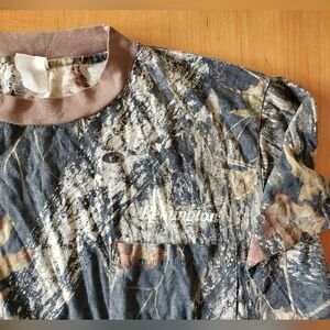Vintage American Camo - Remington T Distressed Tshirt